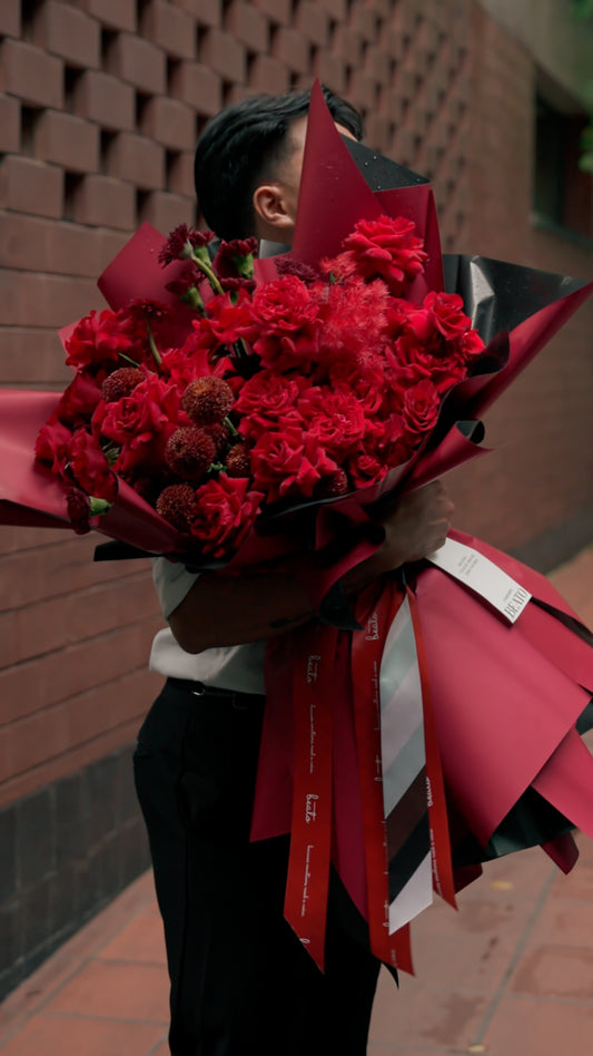 Love in Full Blooms